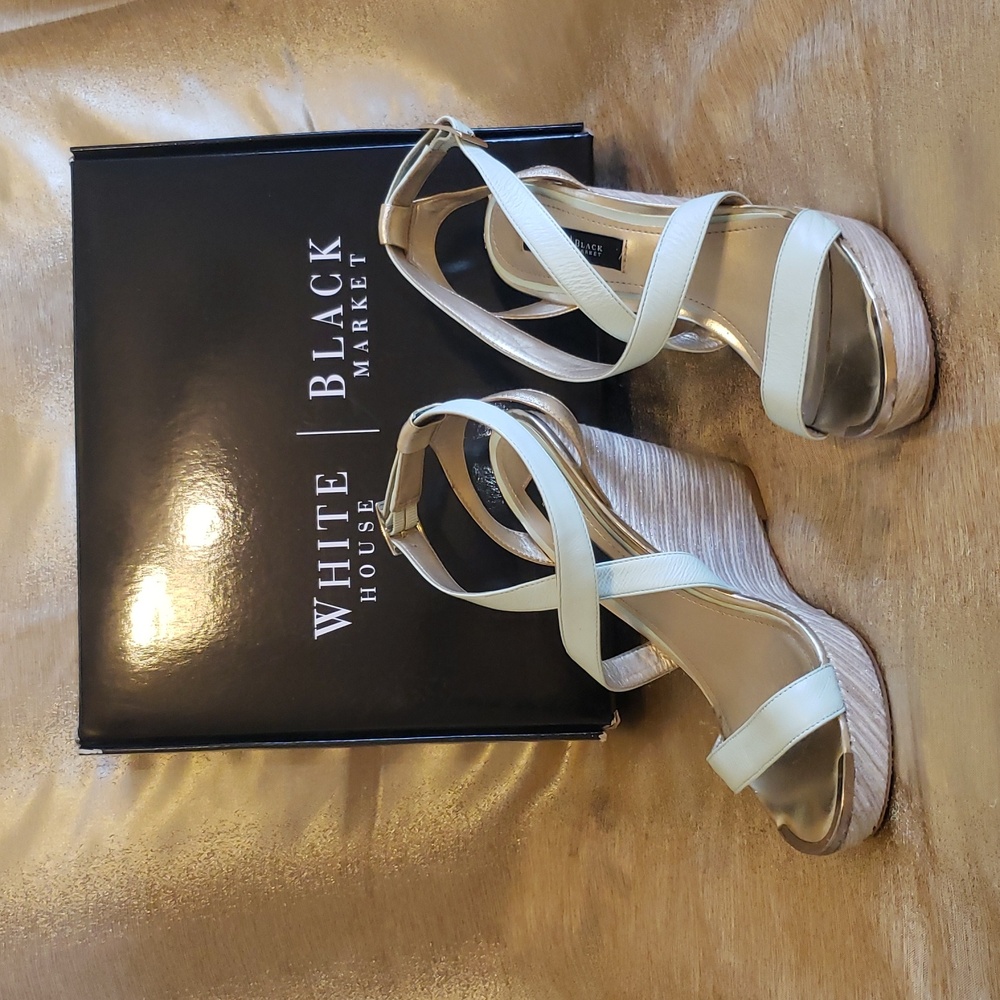 WHBM Shay Divinity Green Leather Wedge Heel, Sandal; Size 7.5
